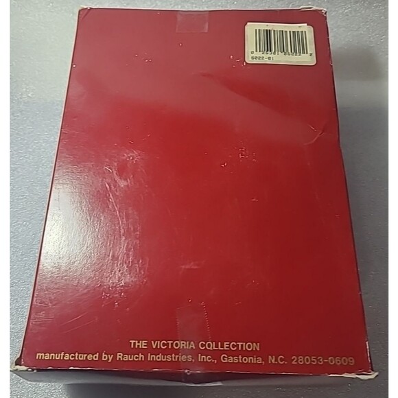 Lot of 6 Vintage Red Ball Christmas Ornaments The Victoria Collection glass. - Picture 5 of 5